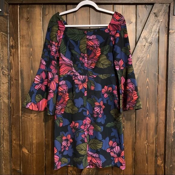 TRINA TURK Miley Bell Sleeve Floral Print Square Neck Size 2 New - Picture 3 of 7
